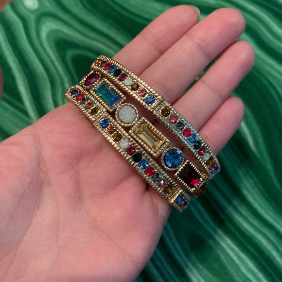 Gold Jewel Bracelet - Picture 2 of 2